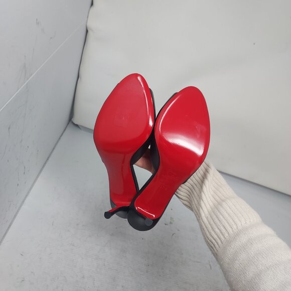 CHRISTIAN LOUBOUTIN Me Dolly Smooth Leather Black Mule Sandal - Picture 2 of 14